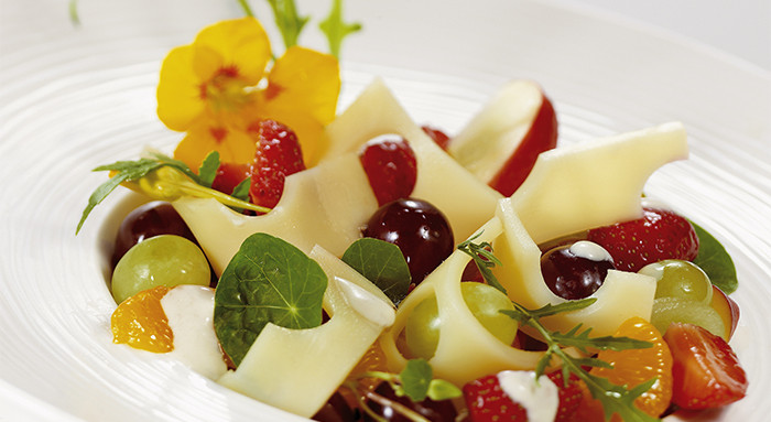 Fruchtiger Käsesalat